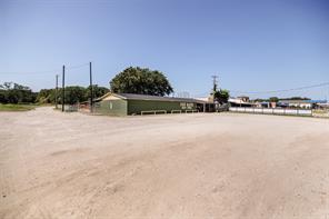 1433 E State Highway 276 - Photo 4