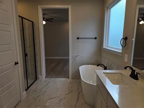 7225 Bayhill Lane - Photo 10