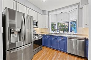 4143 Newton Avenue - Photo 4
