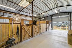 1561 Fm 934 - Photo 31