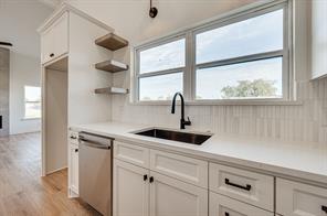 413 Caro Drive - Photo 11