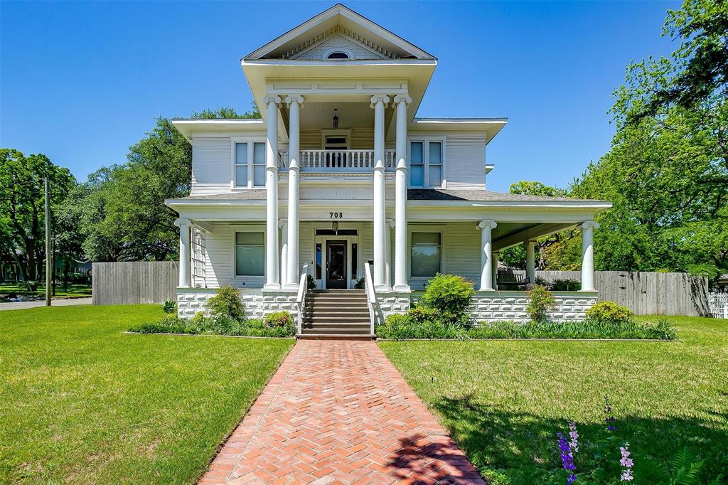 708 S Waco Street - Photo 1