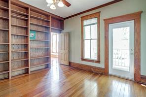 708 S Waco Street - Photo 10