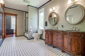 708 S Waco Street - Photo 15
