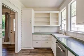 708 S Waco Street - Photo 21