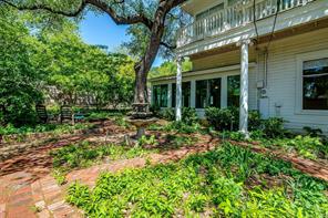 708 S Waco Street - Photo 34