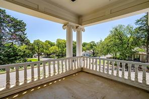 708 S Waco Street - Photo 5