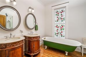708 S Waco Street - Photo 8