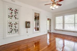 708 S Waco Street - Photo 9