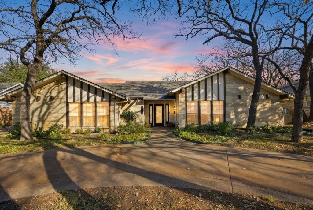 1620 Oak Meadow Drive - Photo 1