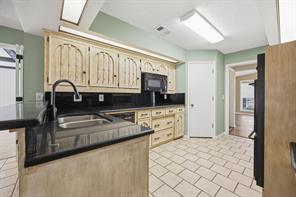 1620 Oak Meadow Drive - Photo 14