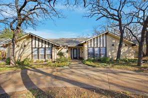 1620 Oak Meadow Drive - Photo 2