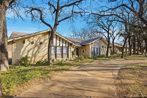 1620 Oak Meadow Drive - Photo 3