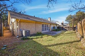 1620 Oak Meadow Drive - Photo 5