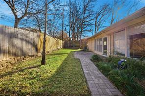 1620 Oak Meadow Drive - Photo 6