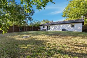 1202 Hillwood Drive - Photo 10