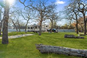 114 Private Road 2387 - Photo 17