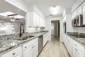 10860 Waterbridge Circle - Photo 5