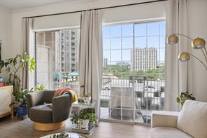 3225 Turtle Creek Boulevard - Photo 3