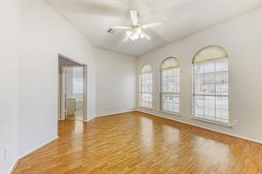 300 Shady Timbers Lane - Photo 5