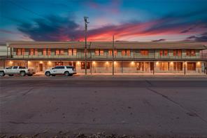 226 E Blackjack Street - Photo 2