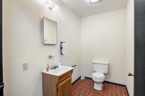 545 N Hwy 83 - Photo 12
