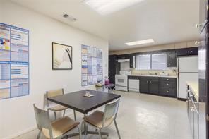 545 N Hwy 83 - Photo 15