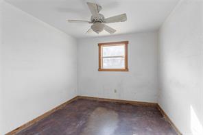 545 N Hwy 83 - Photo 26