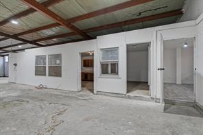 9474 HWY 175 - Photo 26