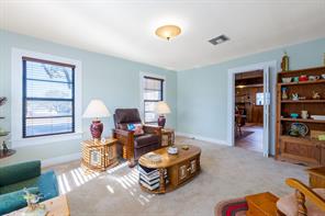 1003 N Ridge St - Photo 6