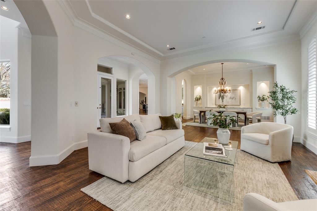 14828 Bellbrook Drive - Photo 2