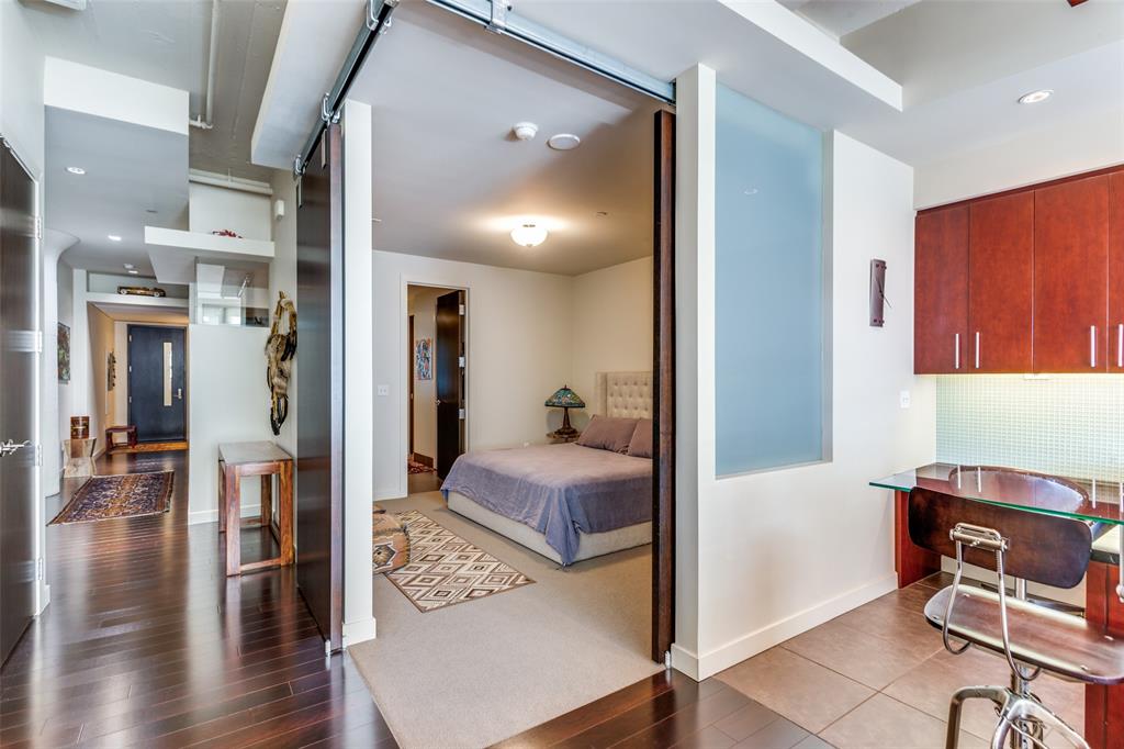2600 W 7th Street - Photo 10