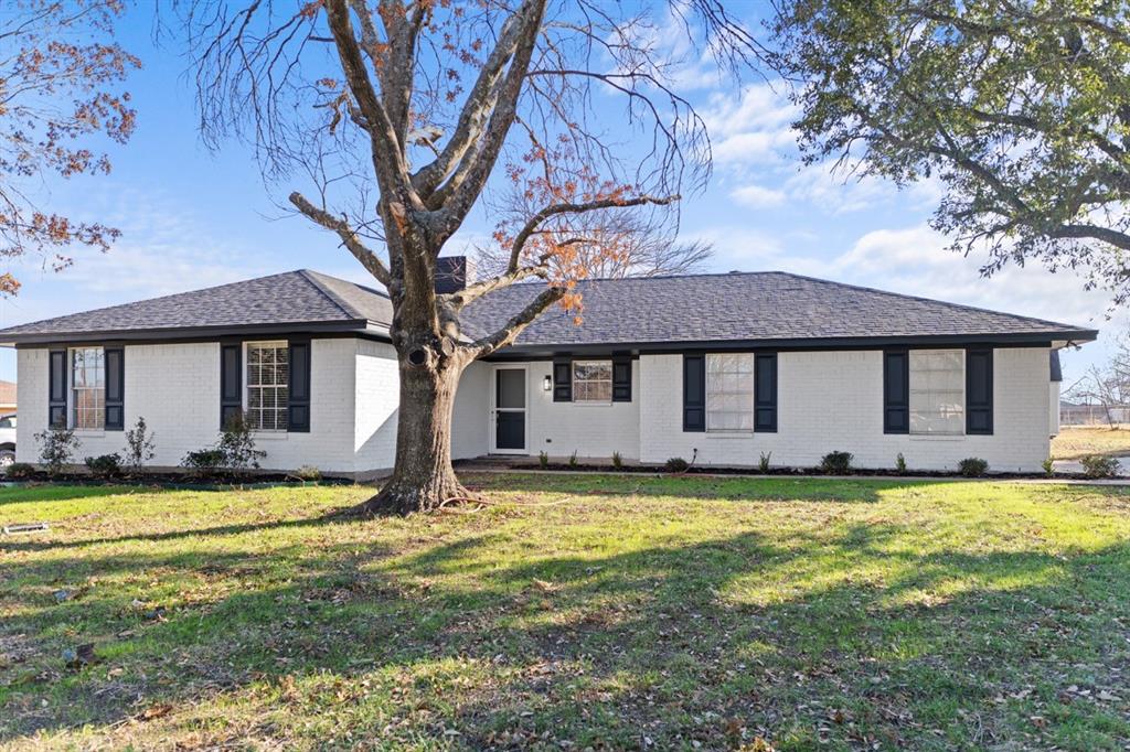 602 Cardinal Drive - Photo 1