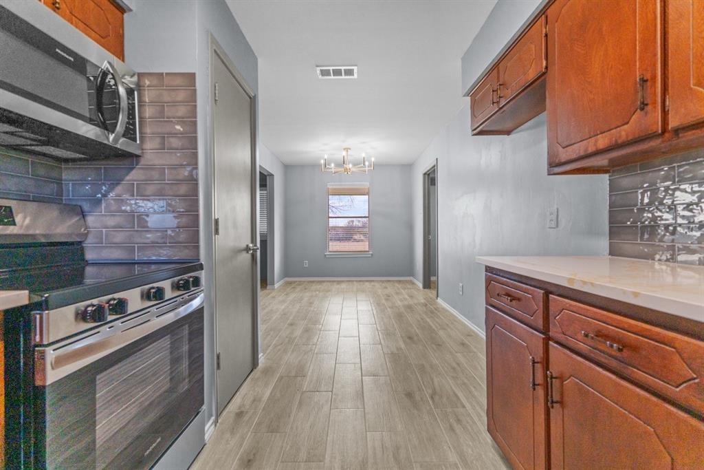 602 Cardinal Drive - Photo 4