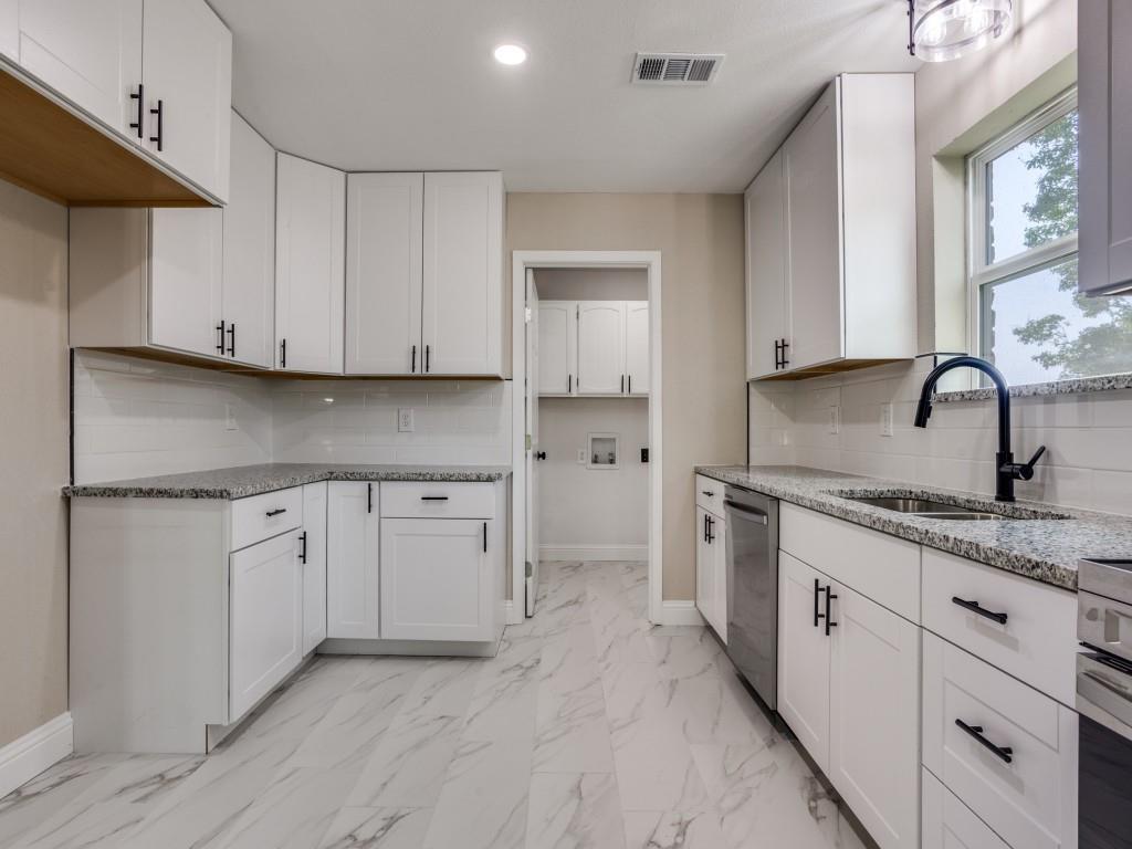 2226 Meadowview Drive - Photo 12