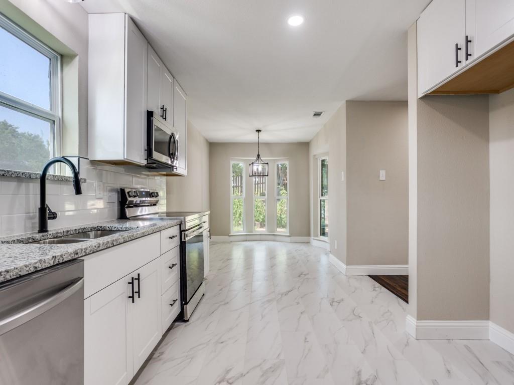 2226 Meadowview Drive - Photo 13