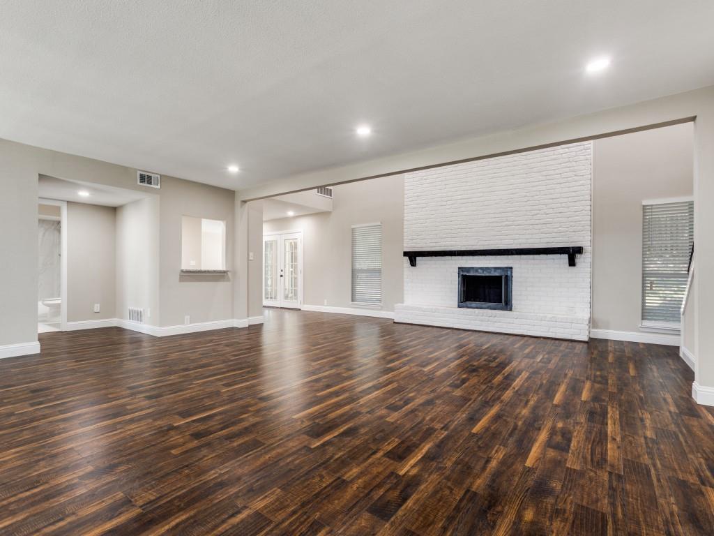2226 Meadowview Drive - Photo 4