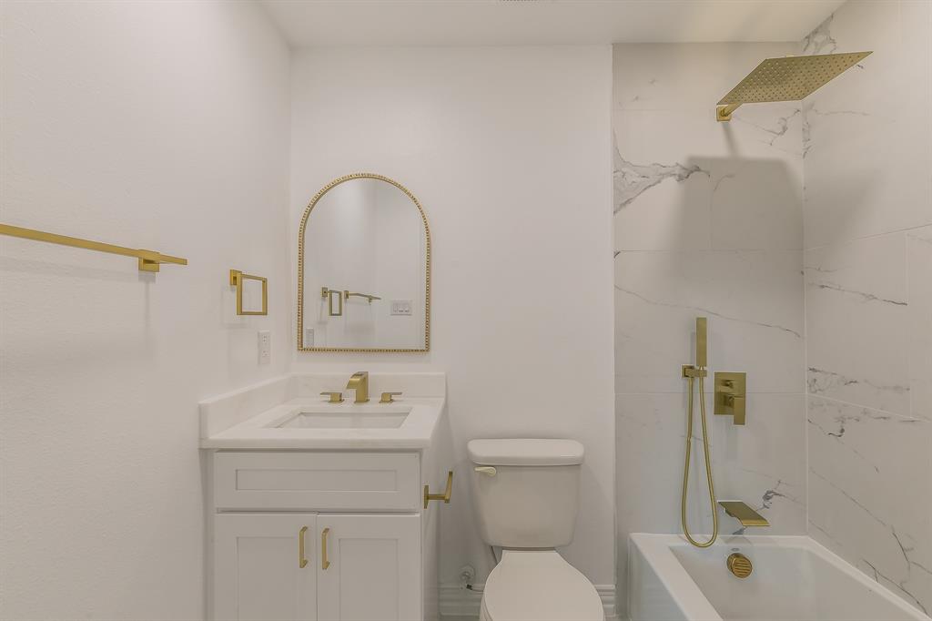 1812 Boyd Street - Photo 3