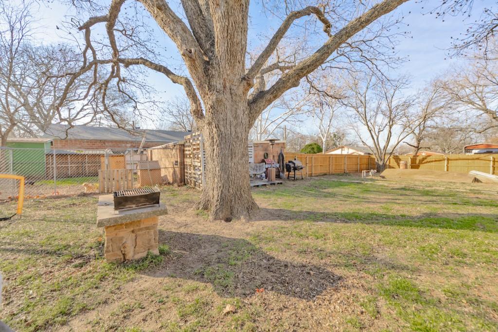 517 W Lamar Street - Photo 19
