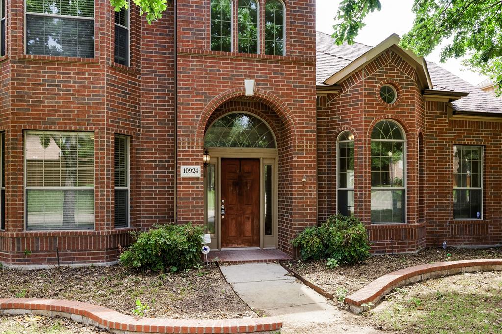 10924 Coralberry Drive - Photo 3