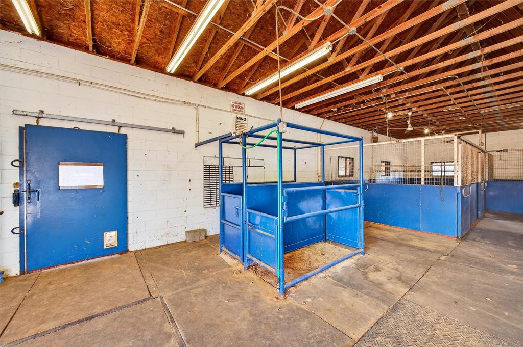7154 E Fm 922 - Photo 11
