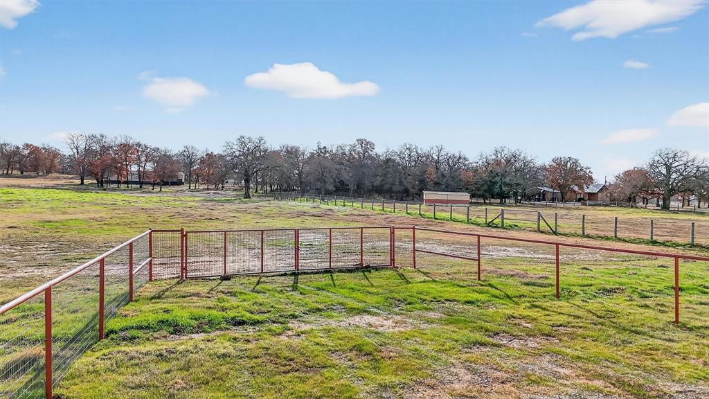 7154 E Fm 922 - Photo 3