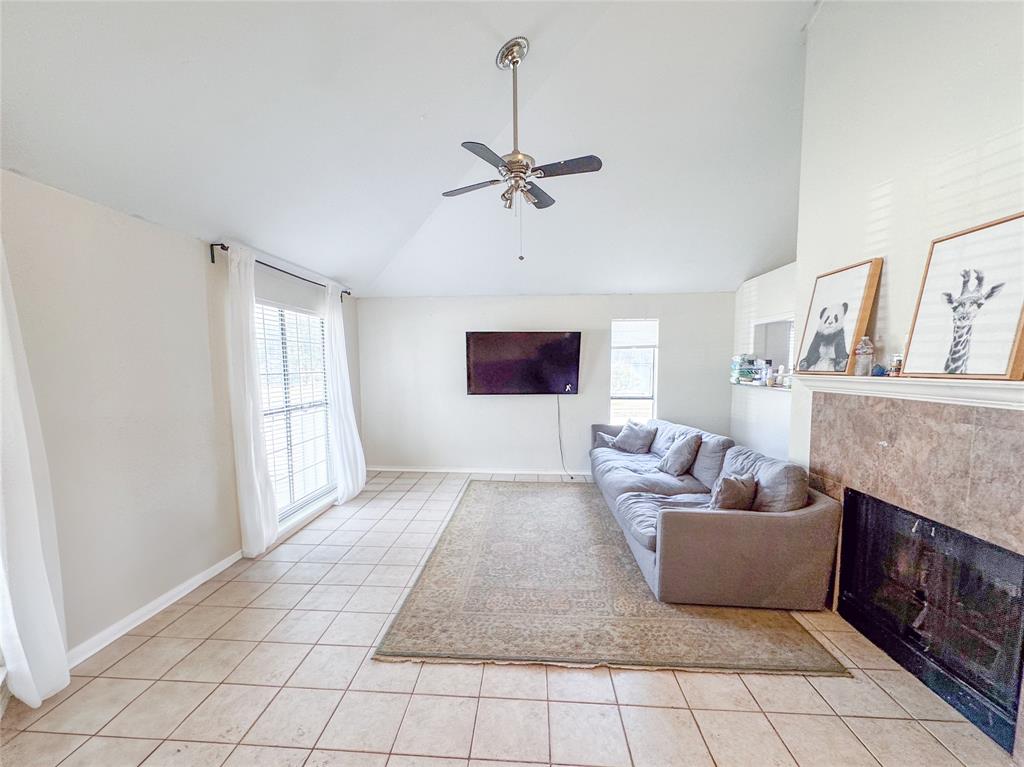 1602 Autumn Breeze Lane - Photo 13