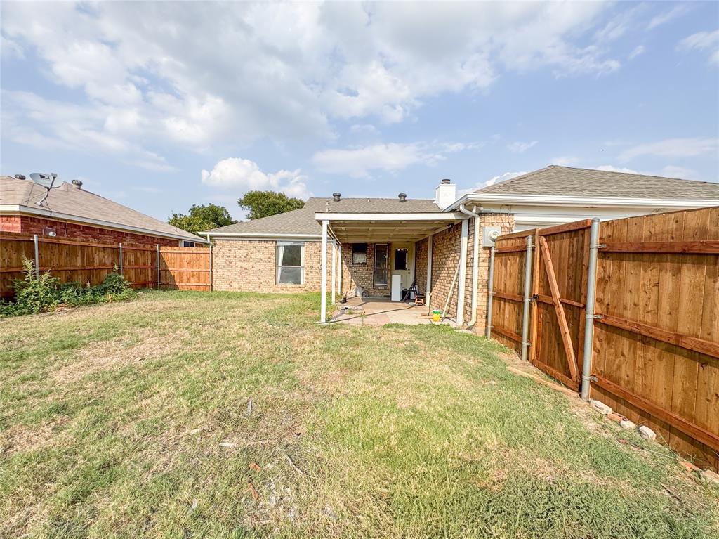 1602 Autumn Breeze Lane - Photo 29