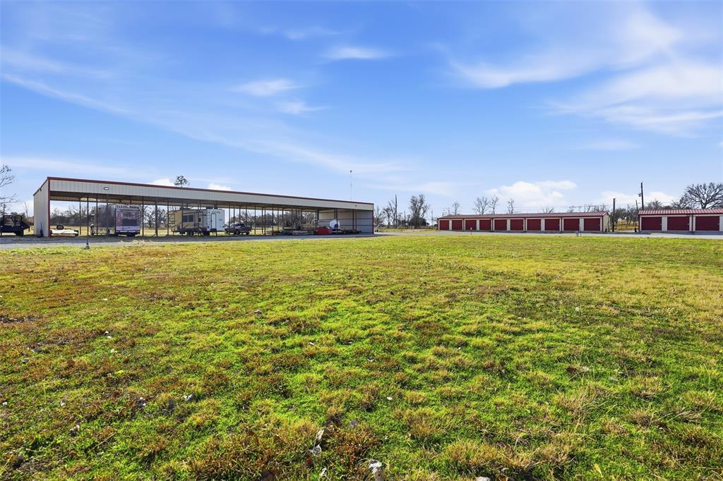 9910 Highway 199 W - Photo 16