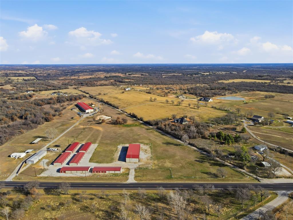 9910 Highway 199 W - Photo 3