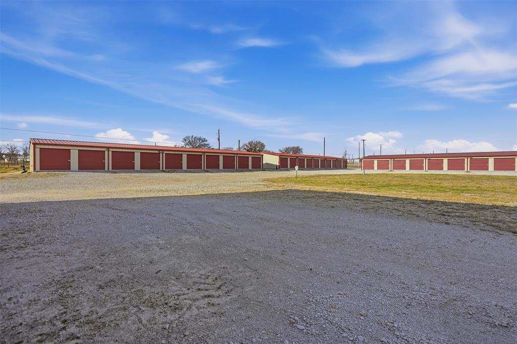 9910 Highway 199 W - Photo 8
