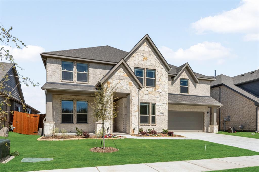 3208 Emerald Trace Drive - Photo 2