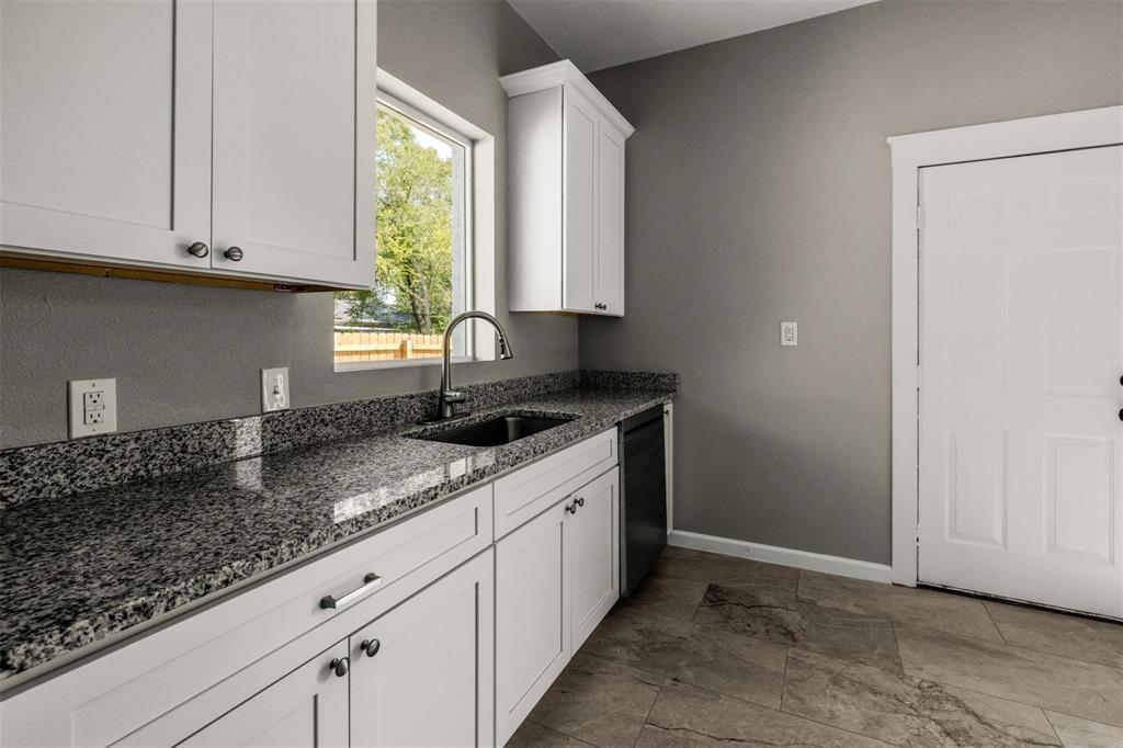 700 N Church Street - Photo 18