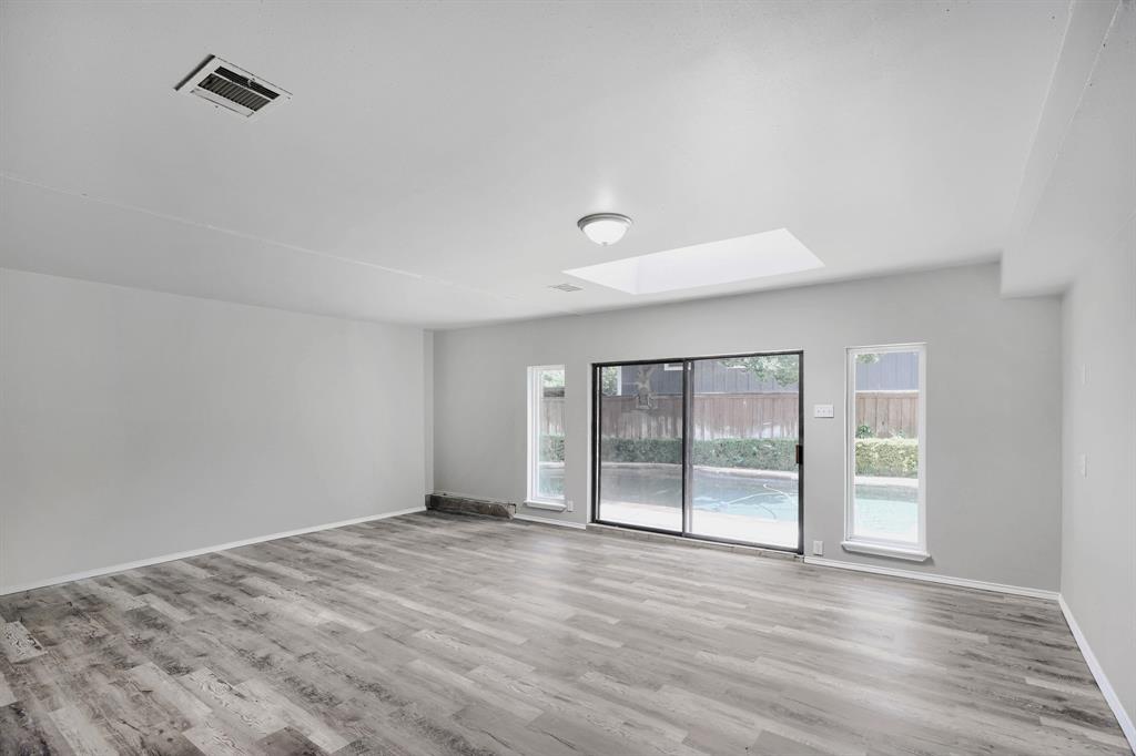 1414 Dumont Drive - Photo 11